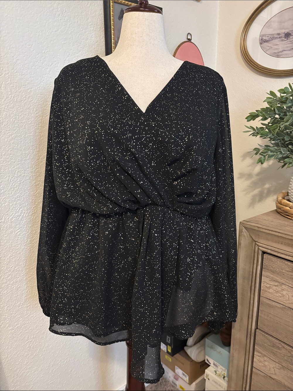 Lane Bryant Black Sparkle Long Sleeve Blouse-Black and Gold-Size 16